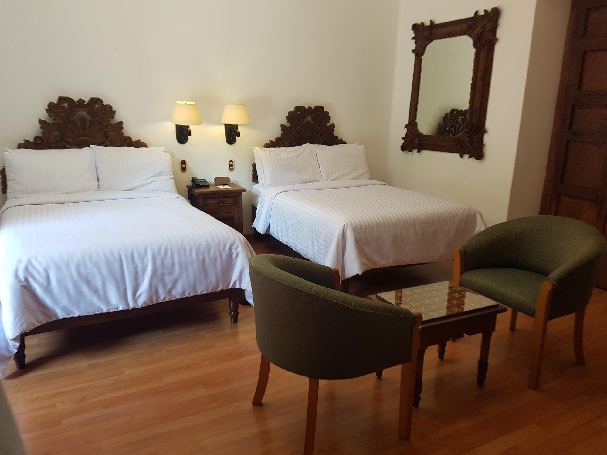Hotel Mi Solar Centro Uruapan  ภายนอก รูปภาพ